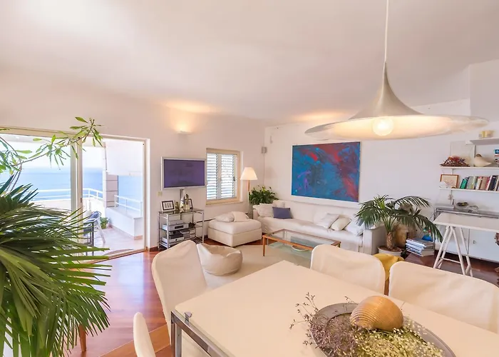 Hedera A14 두브로브니크