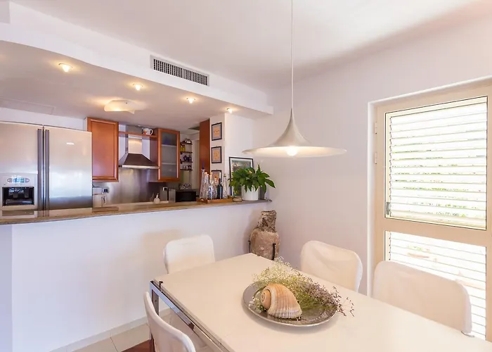 Hedera A14 * دوبروفينك